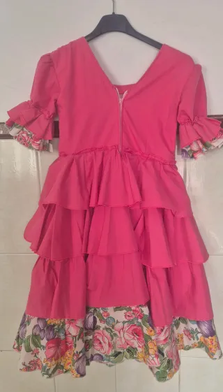 Precioso Vestido gitana niña rosa volantes flores