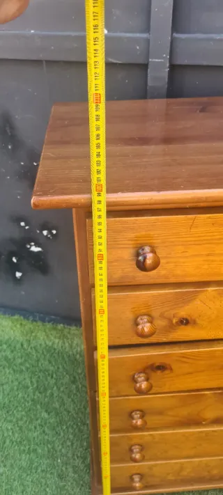 Cómoda de madera con 6 cajones