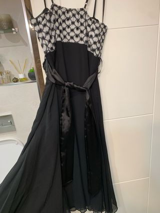 Vestido de fiesta negro y blanco