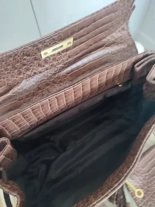 Bolso de mano clásico marrón