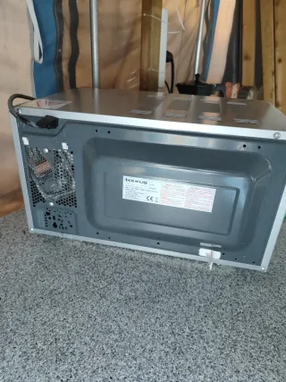 Microondas Taurus Luxus Tronic