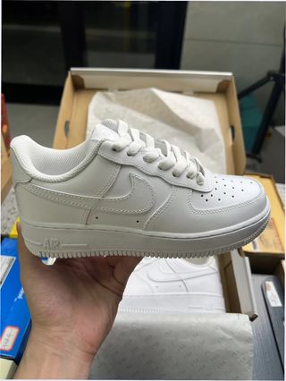 Nike Air Force 1 Low '07 Talla 37.5