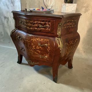 Cómoda Francesa Marquetería Clásica