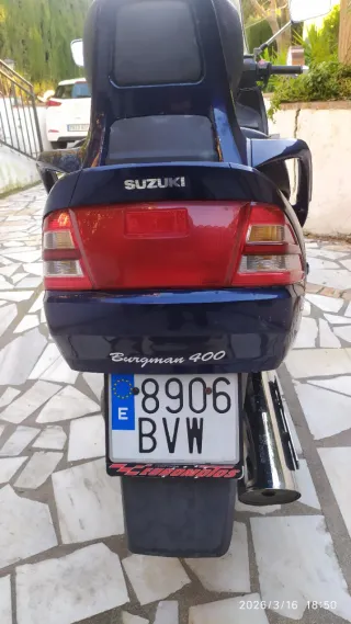 Suzuki Burgman 400 Azul