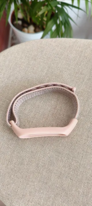 Correa de reloj rosa y beige