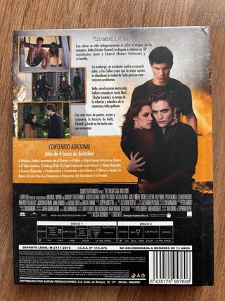 La saga Crepúsculo “Luna nueva” libro+ 2 DVD