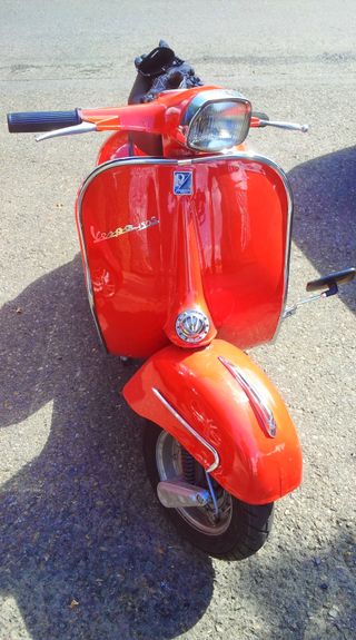 Vespa 150 S Roja