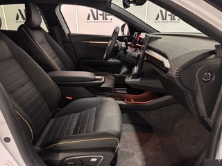 RENAULT MEGANE E-TECH ICONIC 220CV REESTRENO 2025