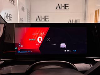 RENAULT MEGANE E-TECH ICONIC 220CV REESTRENO 2025