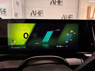 RENAULT MEGANE E-TECH ICONIC 220CV REESTRENO 2025