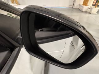 RENAULT MEGANE E-TECH ICONIC 220CV REESTRENO 2025