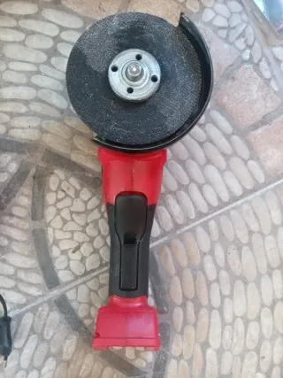 Pack Radial Milwaukee + Cargador + Batería+ mango