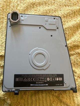 Lector de disco PS5 incluye tapa lateral