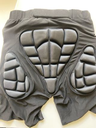 Shorts protectores AVIVOR patinaje snowboard L
