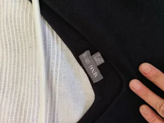 Jersey Mango Negro Cuello Pico Talla L