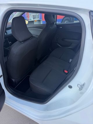 Renault Clio 2021 1.5 DCI 86cv Pegatina C