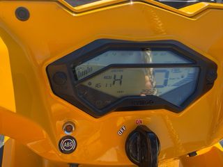 Quad Kymco MXU 700 Negro/Amarillo