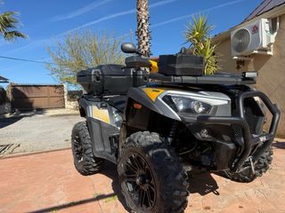 Quad Kymco MXU 700 Negro/Amarillo