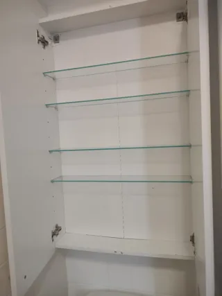 Armario baño, alto con poco fondo