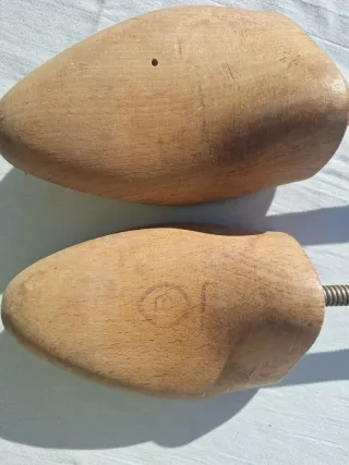 Hormas para zapatos de madera