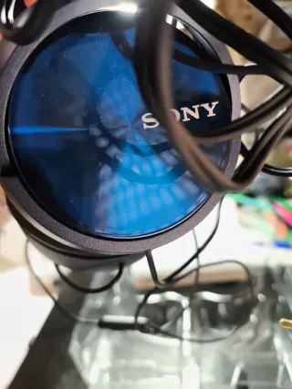 Auriculares Sony Estéreo Nuevos