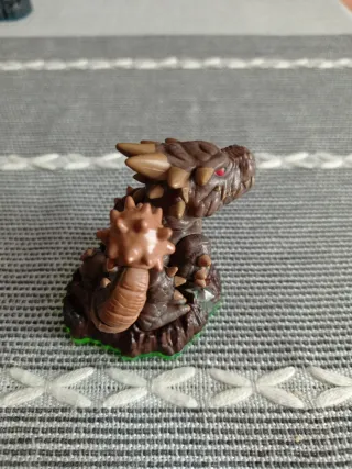 Skylanders Bash Figura