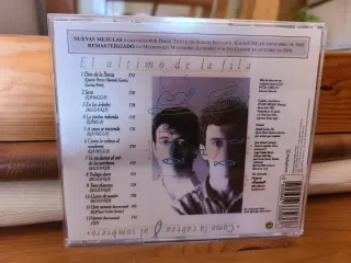 CD El Último de la Fila: Como la cabeza al sombrer