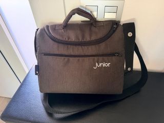 Cochecito bebé gris marca Junior