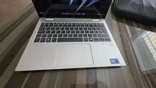 HP Elite x360 830 G11 2-en-1 Plata Intel Hultra 7