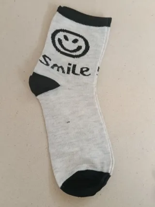5 pares calcetines emoji cara sonriente