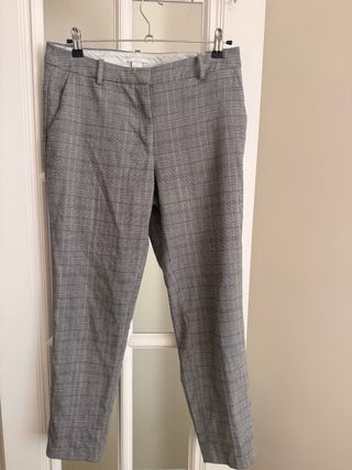 Vaqueros pitillo H&M cuadros gris T.40