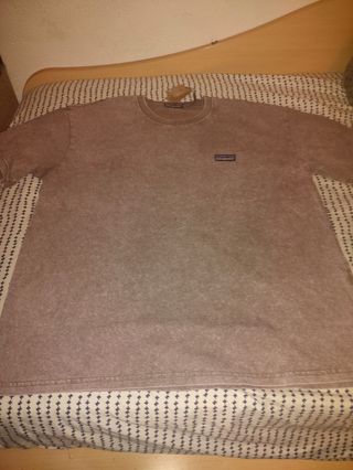 Camiseta Carhartt + 2 Camisetas Patagonia 1:1