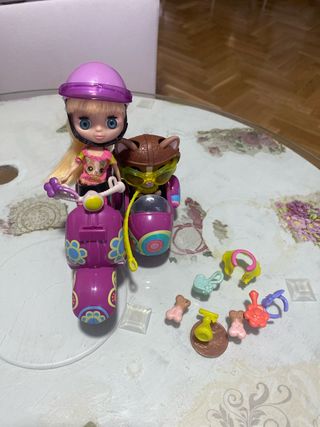 Blythe Pet Shop Vehículo con Accesorios
