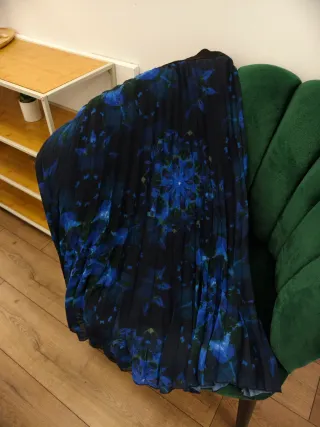 Falda Desigual Plisada Estampada Talla S