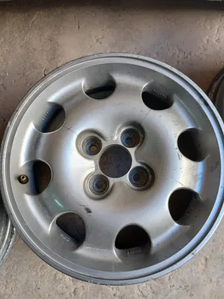 Llantas Peugeot (4 unidades)