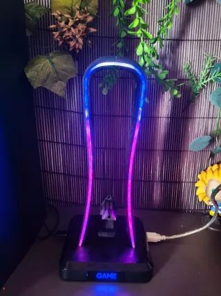 Soporte para auriculares con luces LED