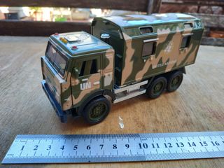 2 Camion Militari 3 Assi in Scala