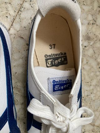 Zapatillas tipo Onitsuka Tiger Talla 37