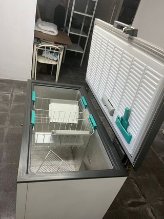 Arcón congelador 400L