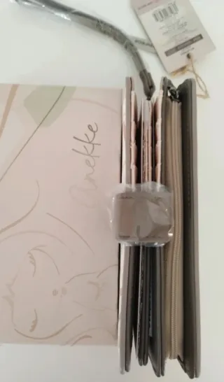 Cartera Anekke Focus On You