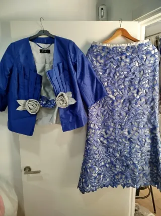 Traje de señora 3 piezas azul y plata