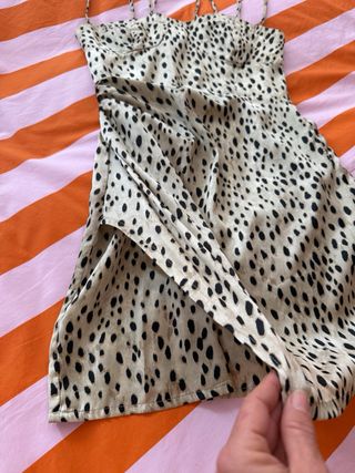 Vestido satén estampado animal print