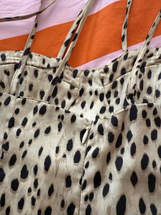 Vestido satén estampado animal print