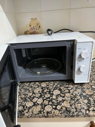 Microondas Panasonic Blanco