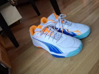 Zapatillas Puma Nova Blancas y Naranjas