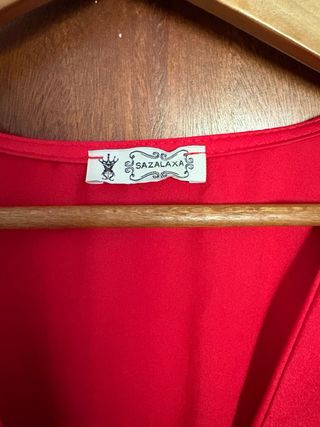 Vestido Satén Rojo Abertura Talla L