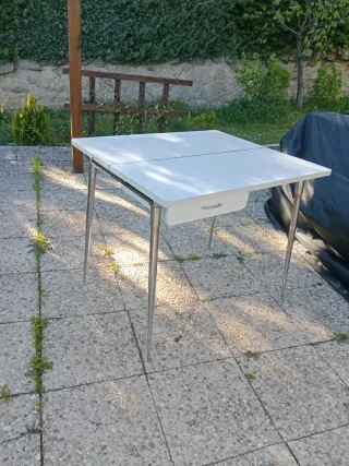 Mesa cocina vintage formica metal