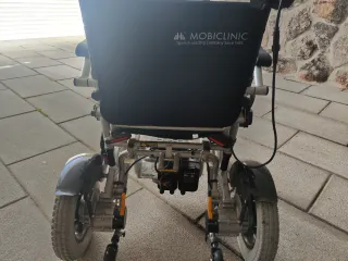 Silla de ruedas Mobiclinic Troya Plus eléctrica