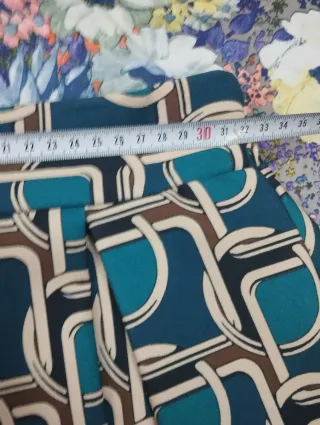 Gonna fantasia geometrica