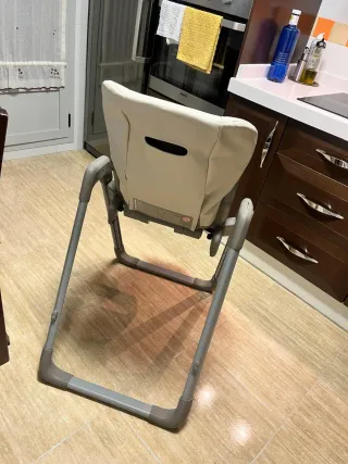 Trona Inglesina Gris